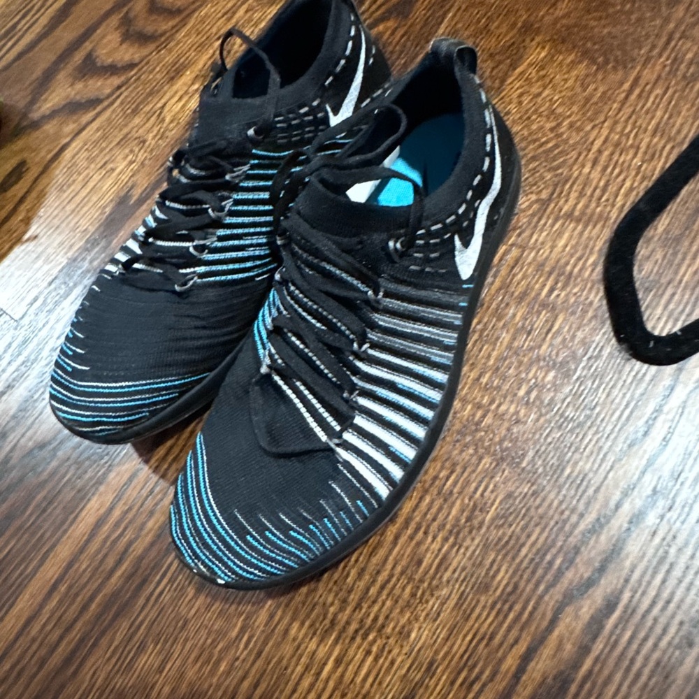 Nike Black and Blue Athletic Shoes